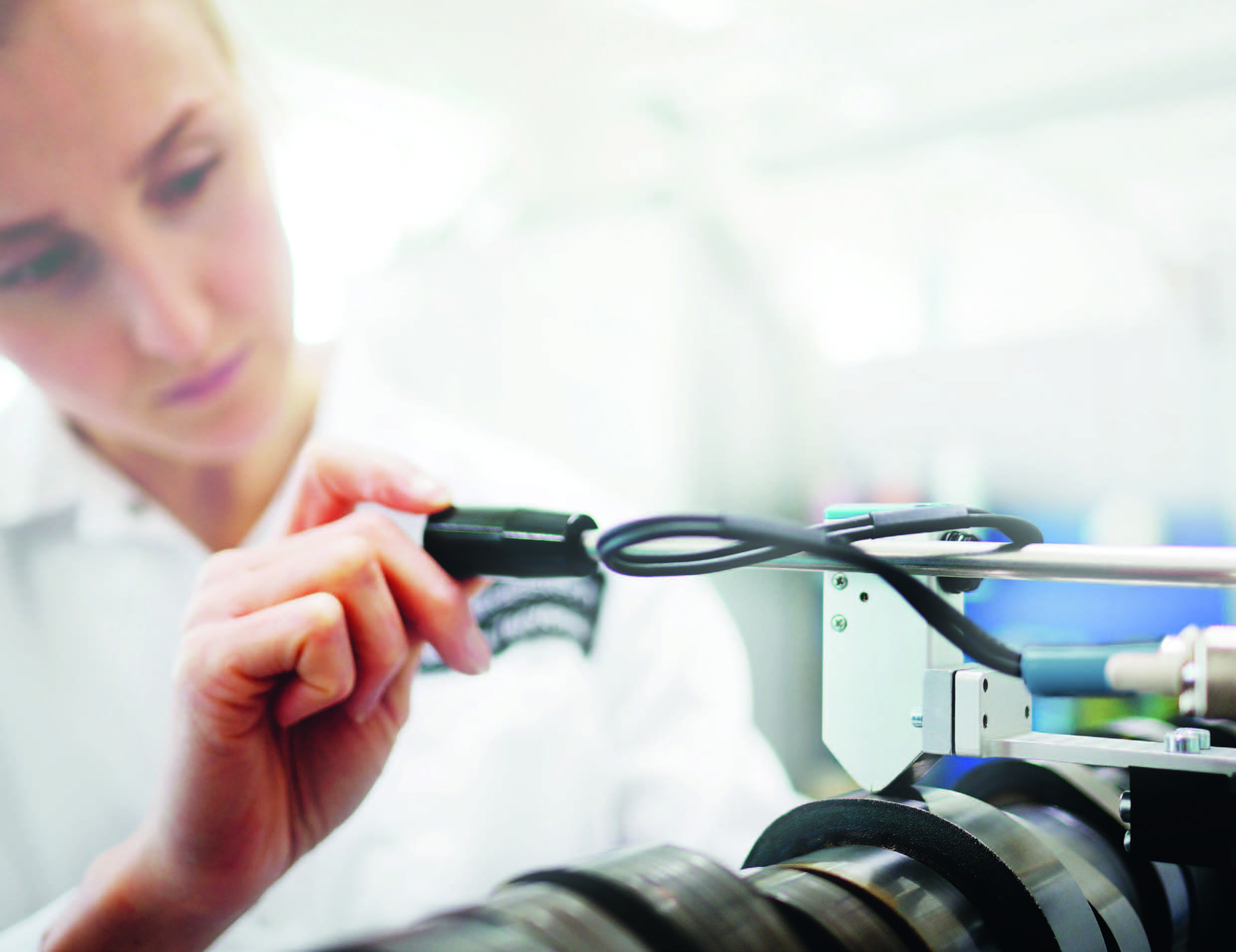 97人妻碰碰碰久久久久禁片