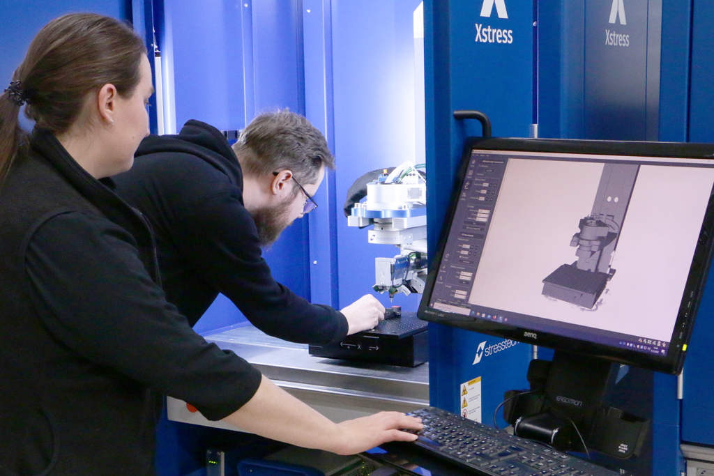 97人妻碰碰碰久久久久禁片