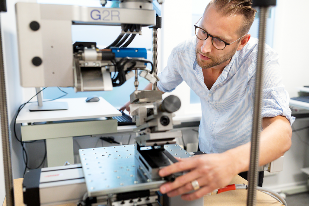 97人妻碰碰碰久久久久禁片