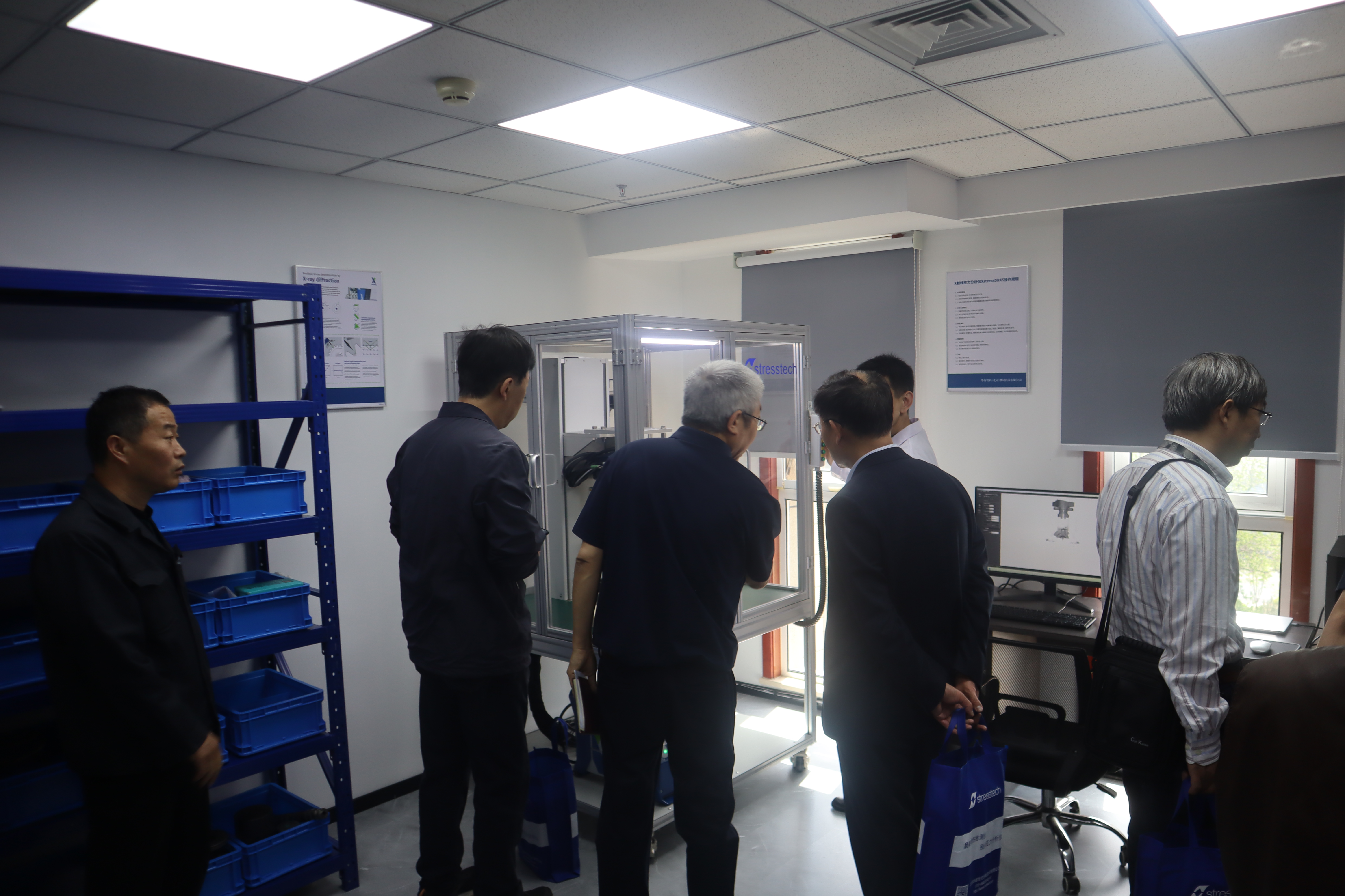 97人妻碰碰碰久久久久禁片