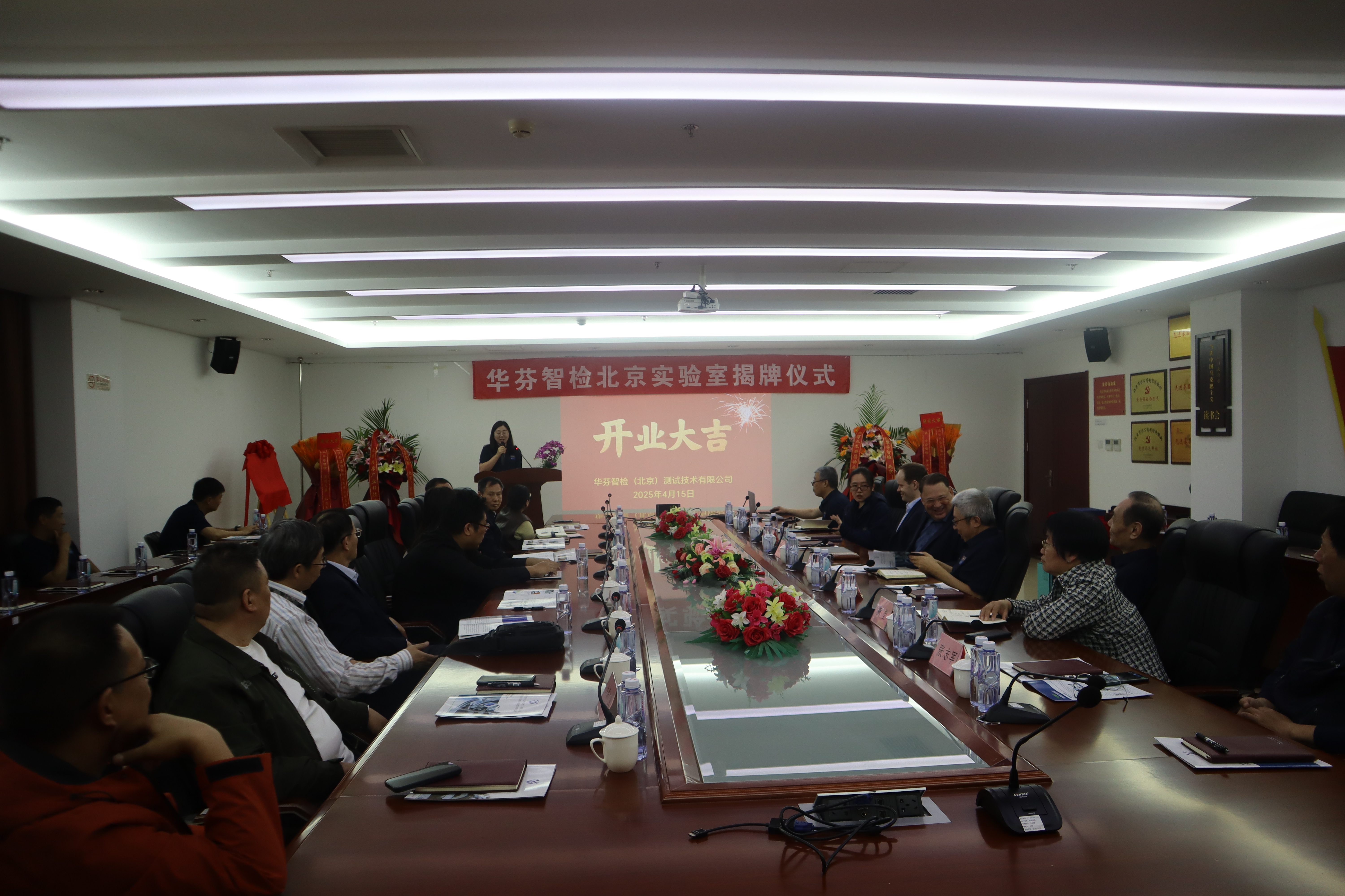 97人妻碰碰碰久久久久禁片