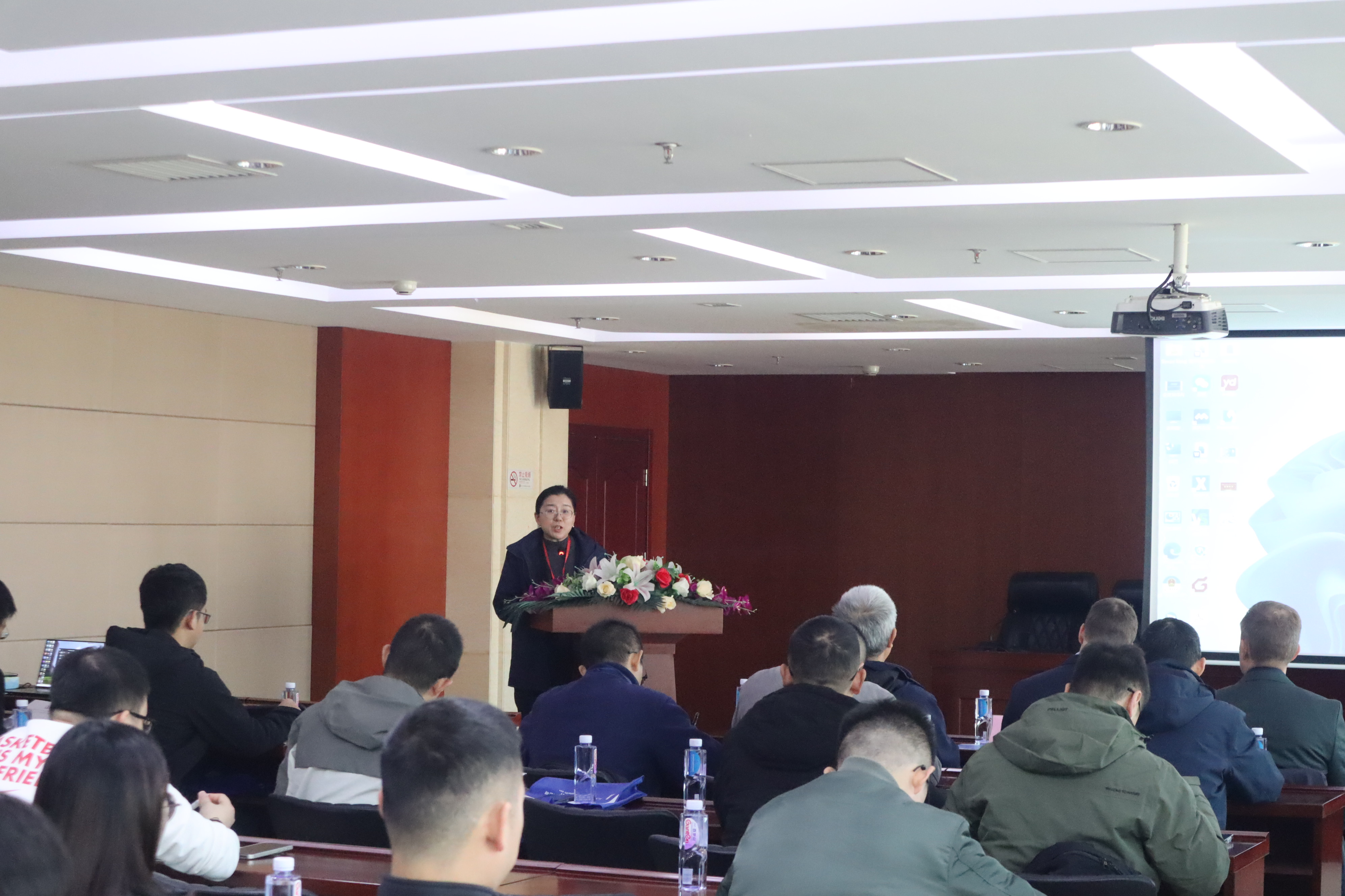 97人妻碰碰碰久久久久禁片