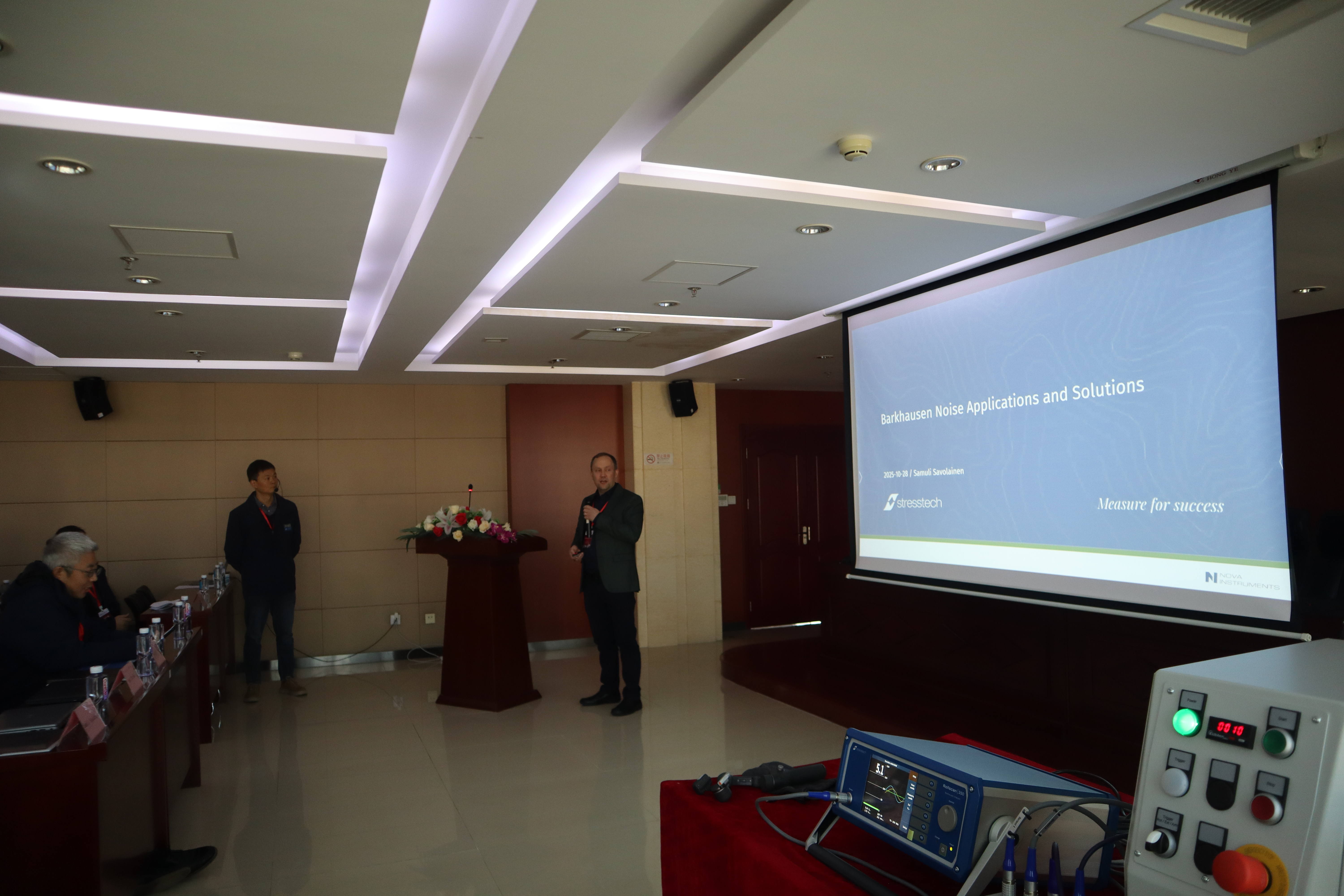 97人妻碰碰碰久久久久禁片