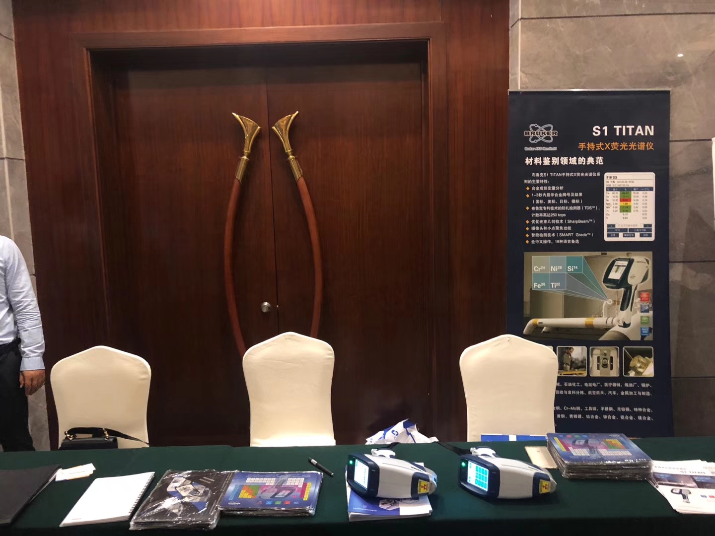 97人妻碰碰碰久久久久禁片